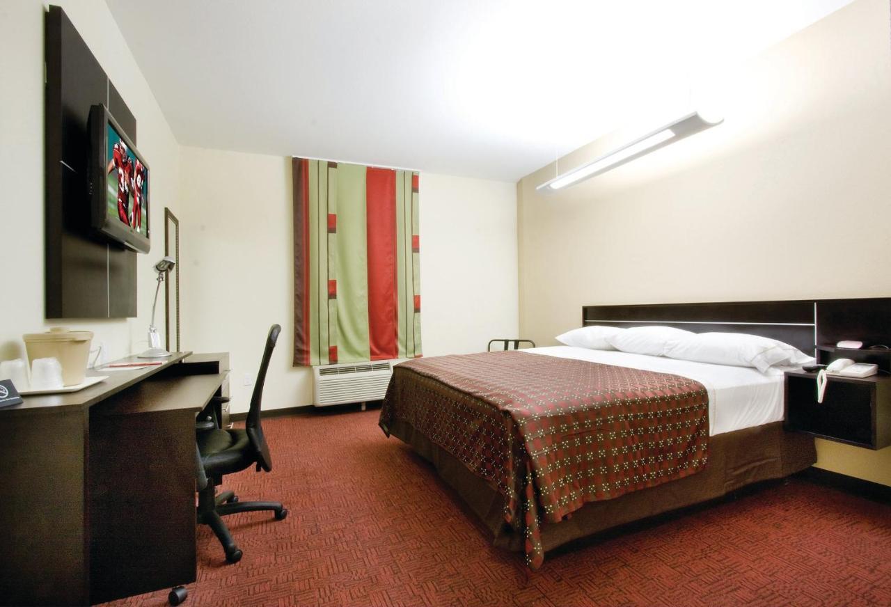 Red Roof Inn & Suites Beaumont Buitenkant foto