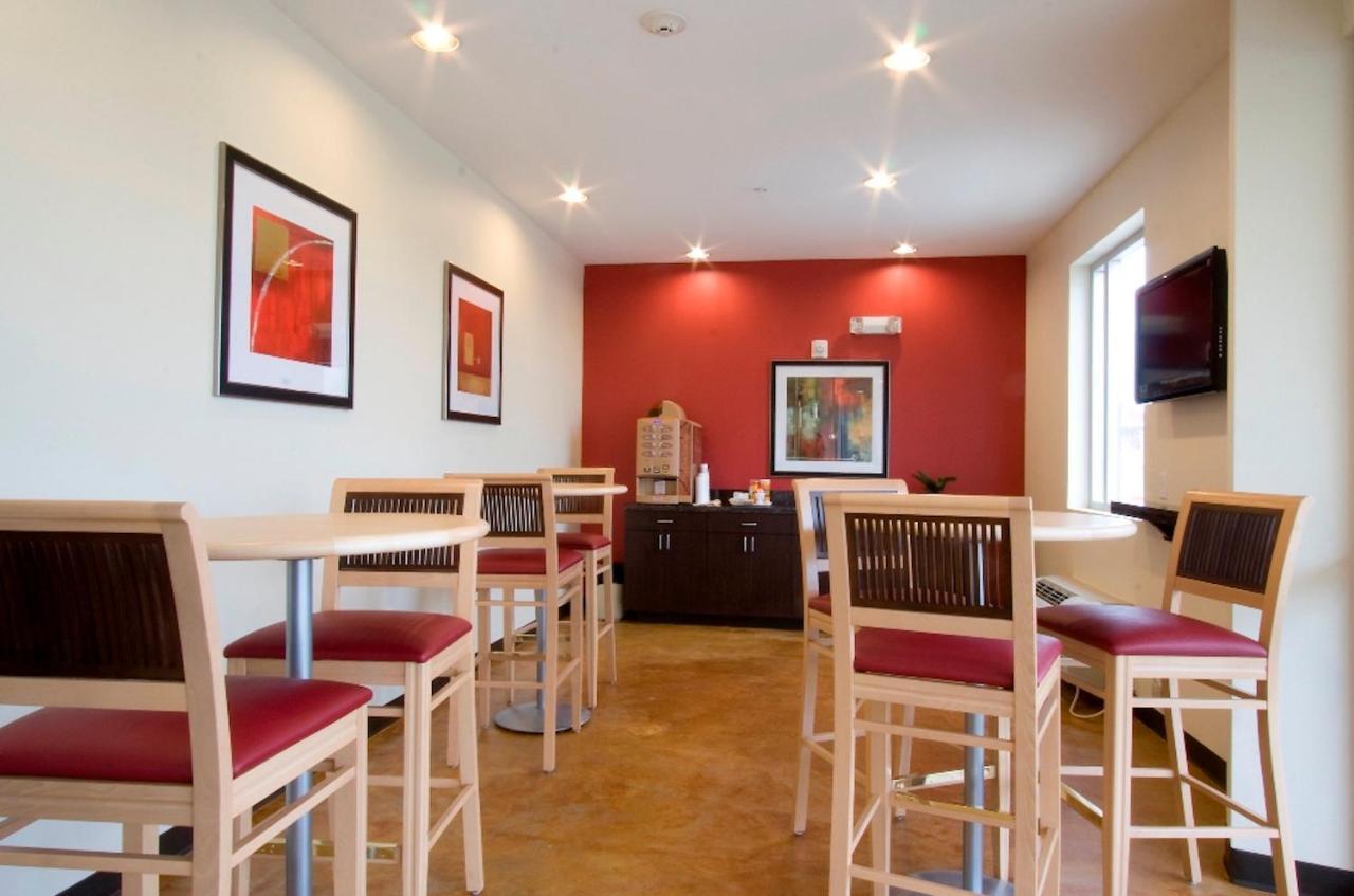 Red Roof Inn & Suites Beaumont Buitenkant foto